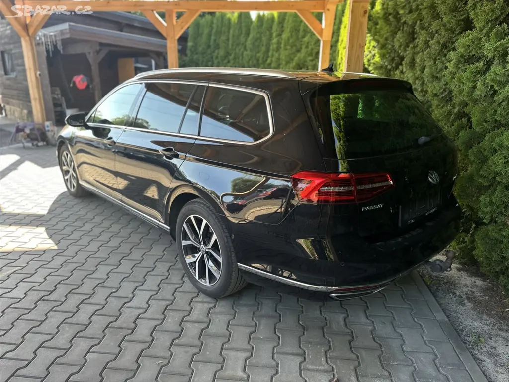 Volkswagen Passat, 2,0 Bi-TDI 176kW DSG 4X4 N.TOP - fotka 4