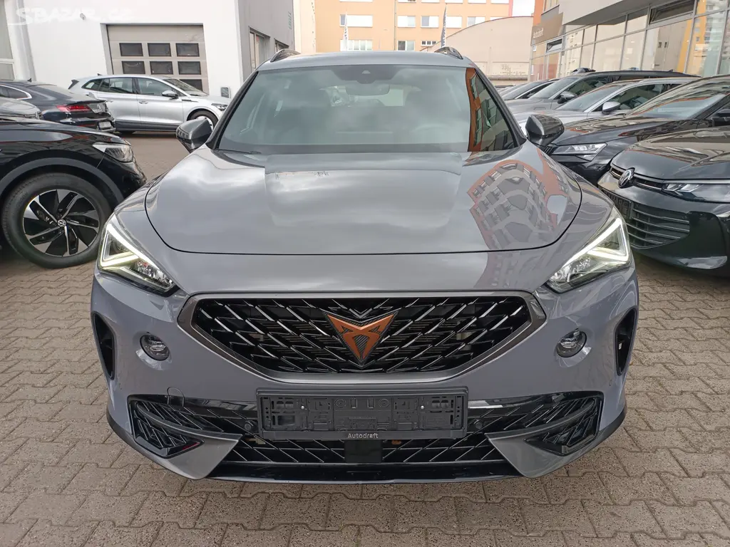 Cupra Formentor 2.0 TSI 140kW 4x4 DSG / ALU 19'' - fotka 2