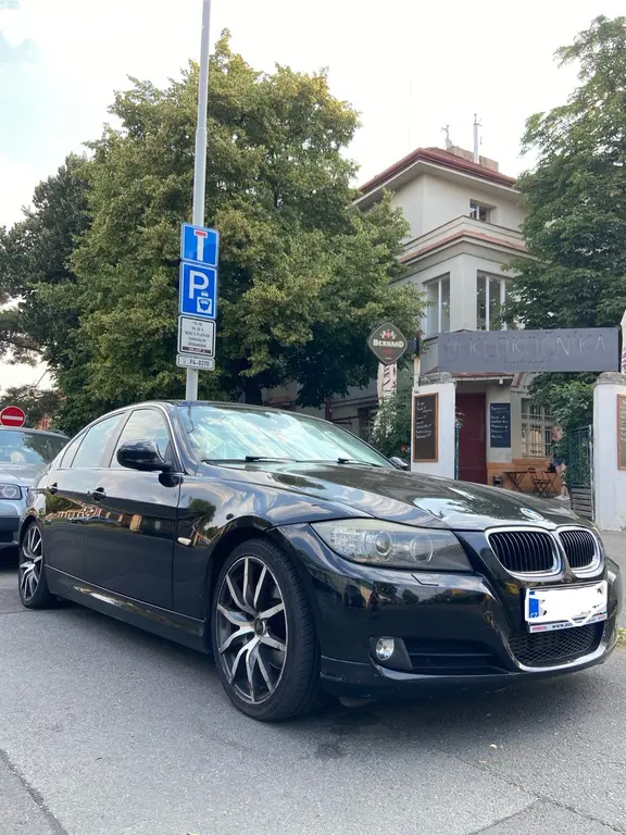 BMW 320D E90 2011