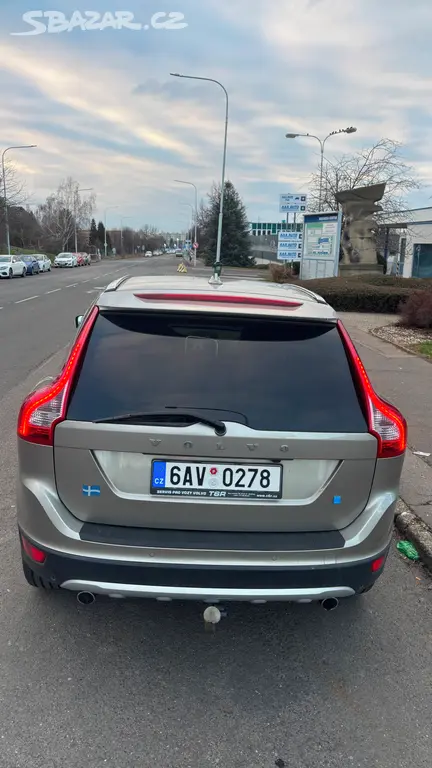 Volvo XC60 - fotka 6