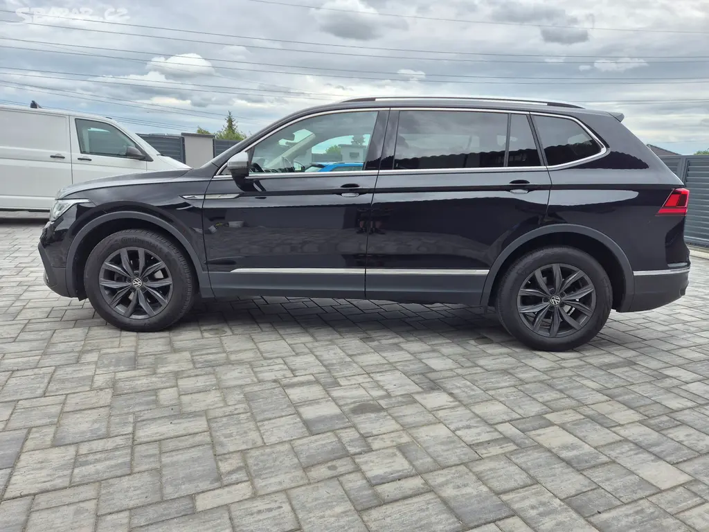 Volkswagen Tiguan Allspace, 2.0 TDi 110kw LIFE 2023 ZÁRUKA - fotka 4