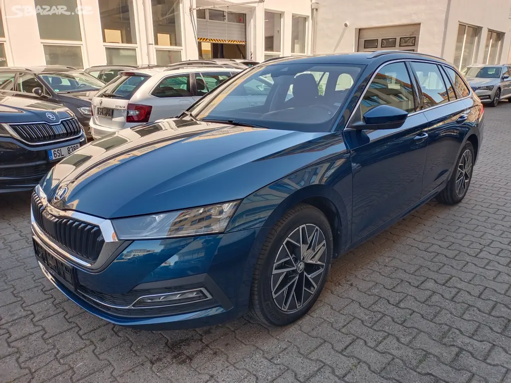 Škoda Octavia 4 Combi Style 1.5TSI e-TEC 110kW DSG - fotka 2