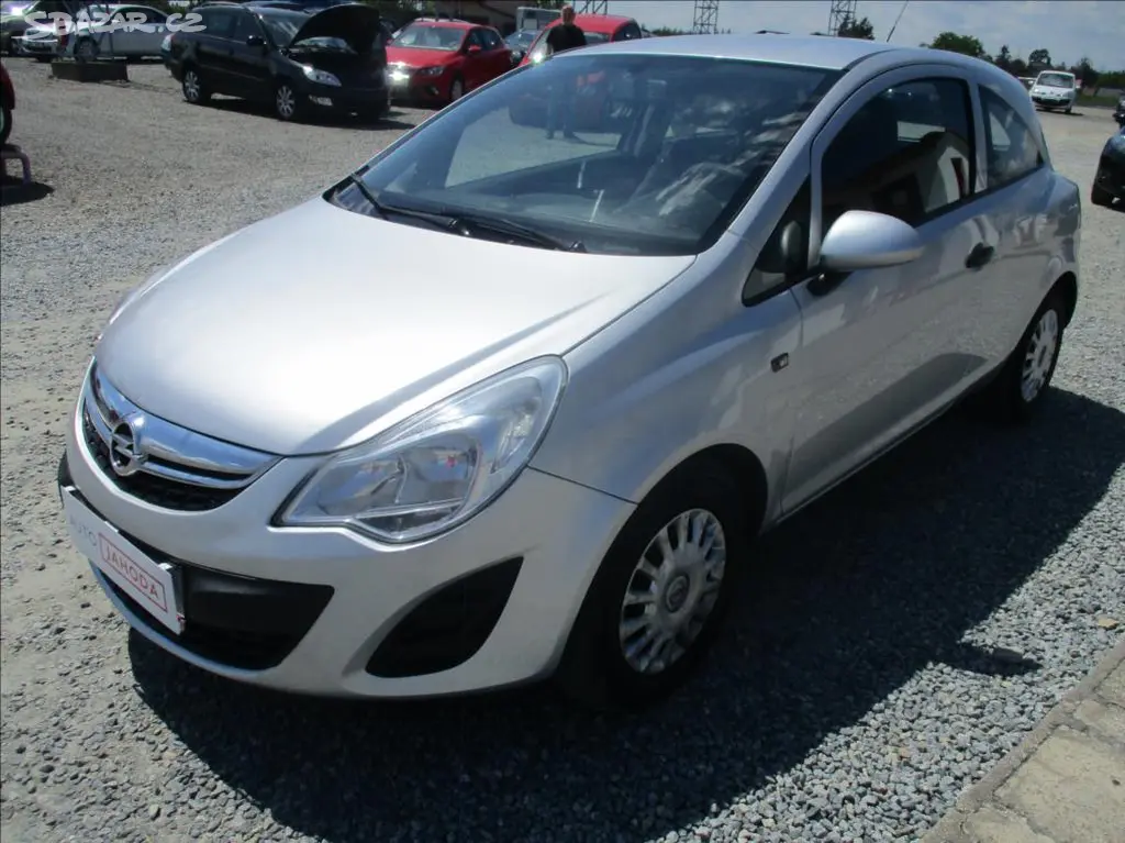 Opel Corsa, 1,2 i, 51kW, klima, nová STK, - fotka 3