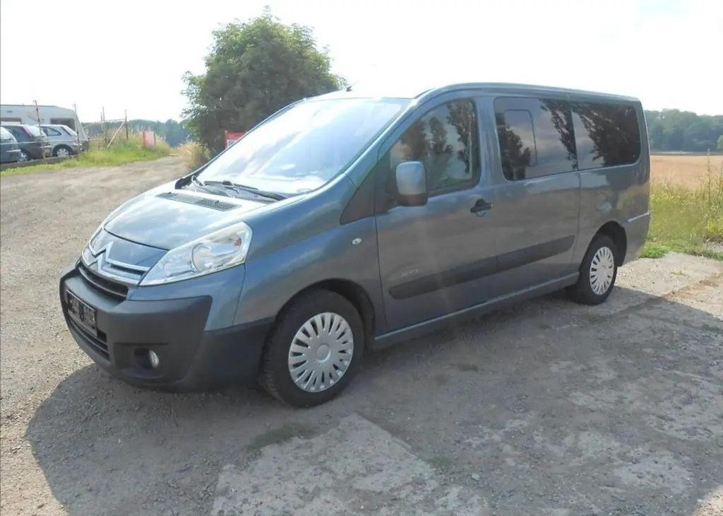 Citroën Jumpy 2,0 HDI 100 kW 9 Míst Historie