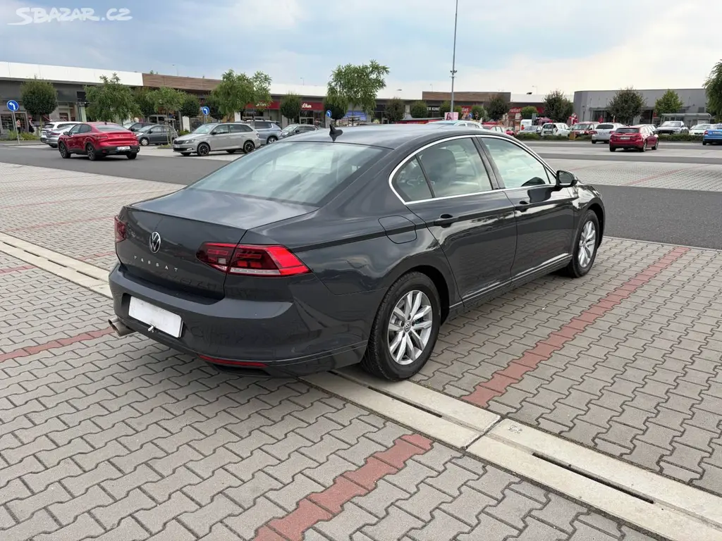 Volkswagen Passat 1.5 TSi 110kw ČR TOP VÝBAVA - fotka 3