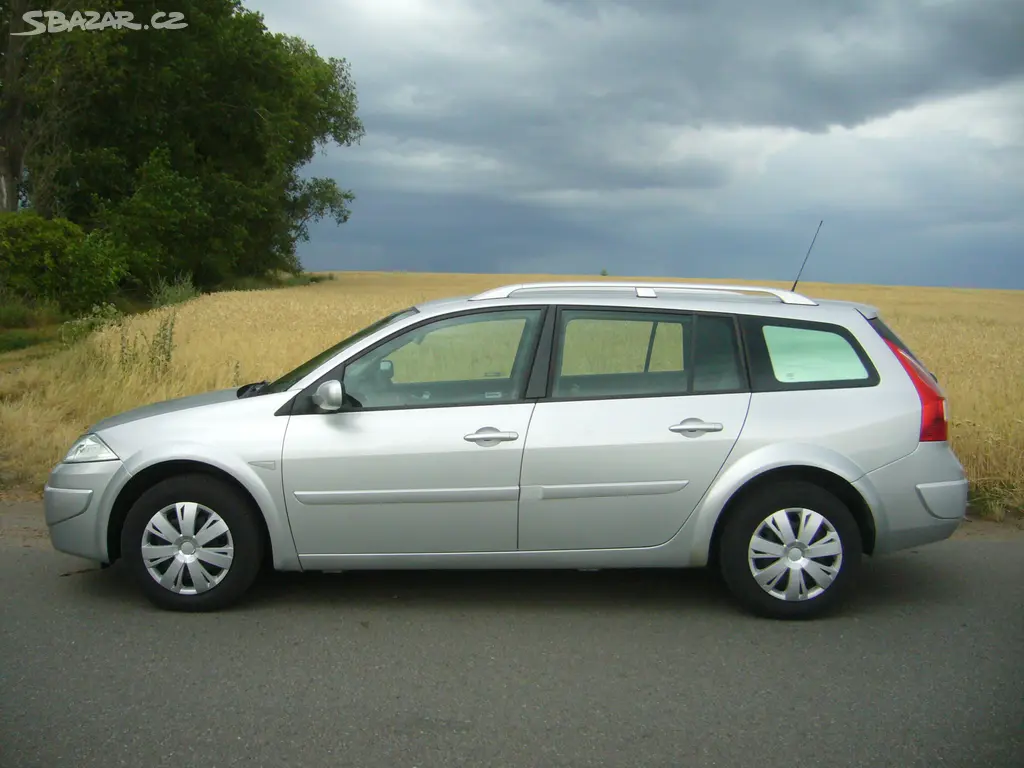 Renault Mégane 1.6i - fotka 2