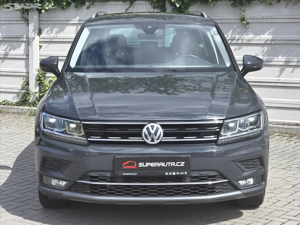 Volkswagen Tiguan, 2,0 TDi 4Mot DSG Highline ČR 1 - fotka 2