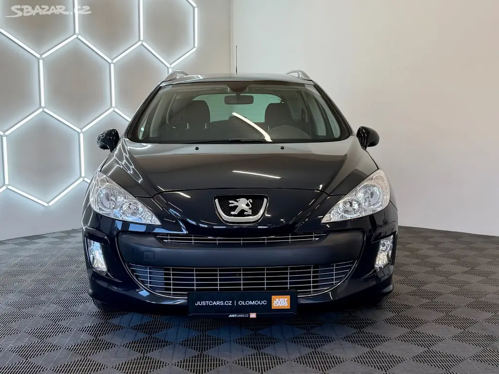 Peugeot 308, 1.6VTi, ČR, 1.Majitel - fotka 2