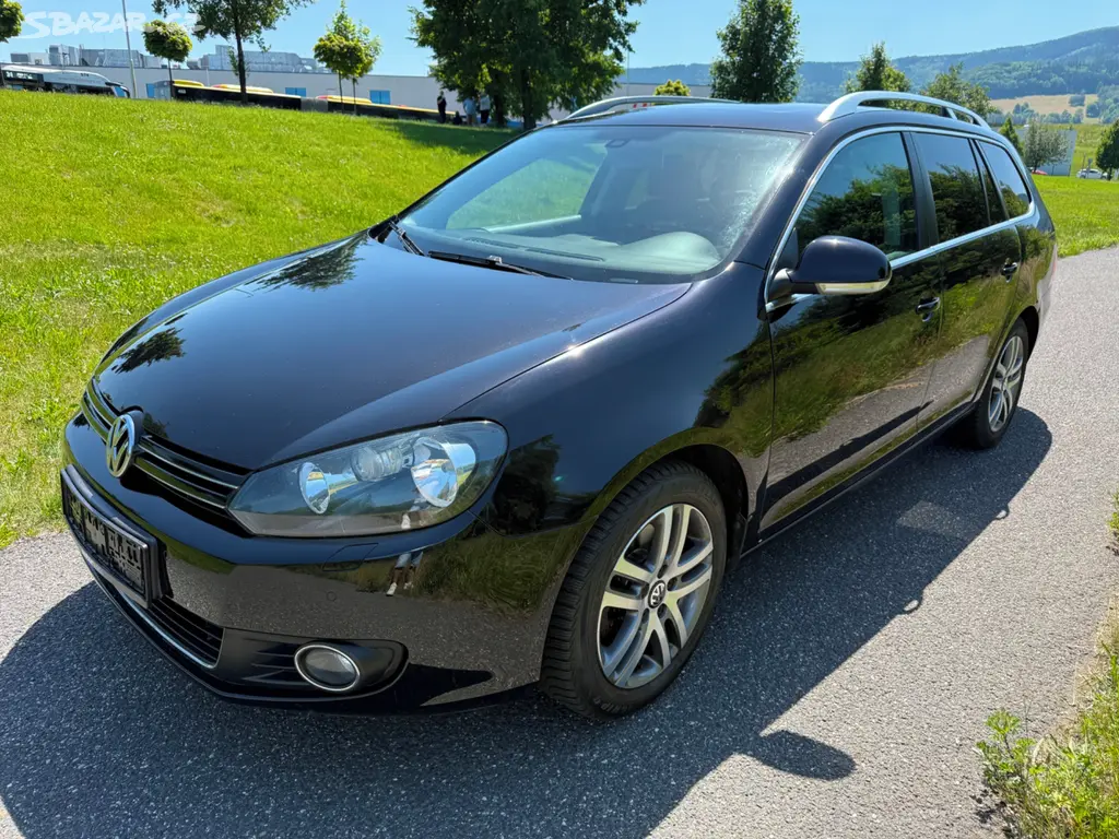 VW GOLF 2.0 TDI VARIANT/ZÁRUKA/TOP/ LETNÍ SLEVA