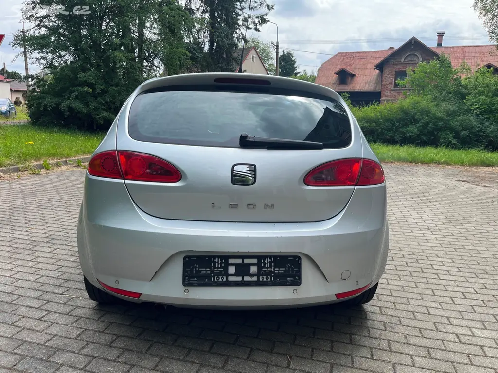 Seat Leon 1.6 MPI 75 kW nová STK super stav!! - fotka 6