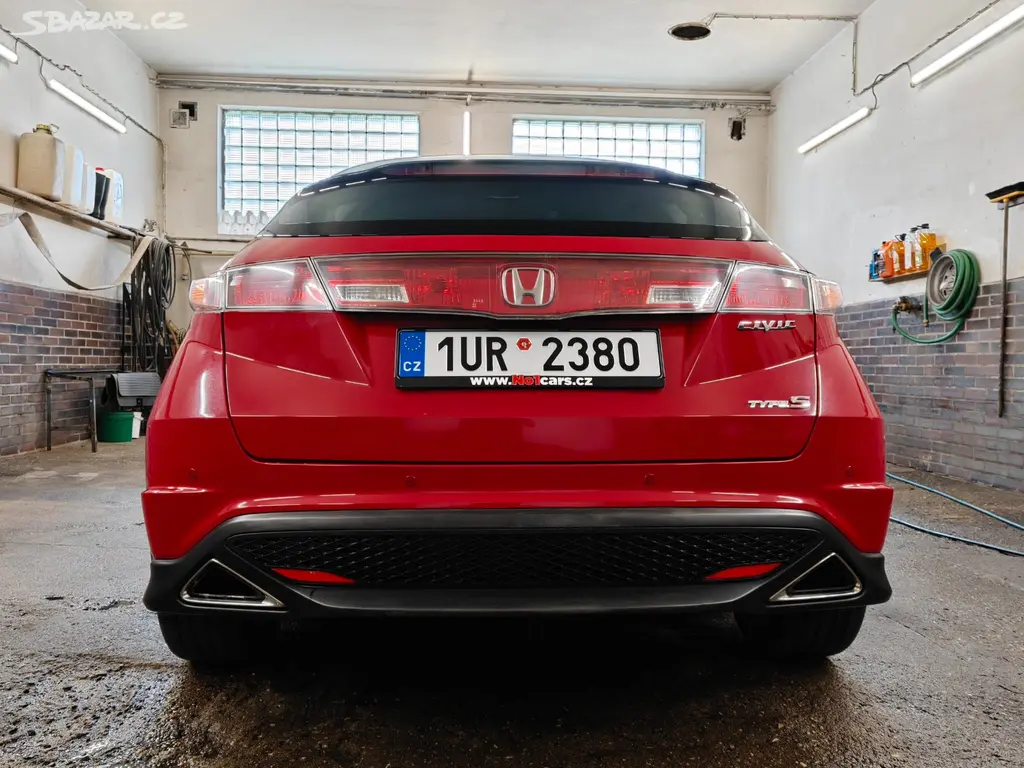 Honda Civic Type S Automat - fotka 6