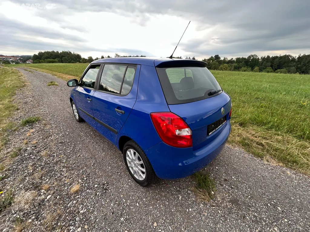 Prodám Škoda Fabia II 1.2 HTP - fotka 3