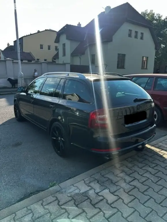 Škoda Octavia 2 RS 2.0TDI 125kW DSG CEGA - fotka 3