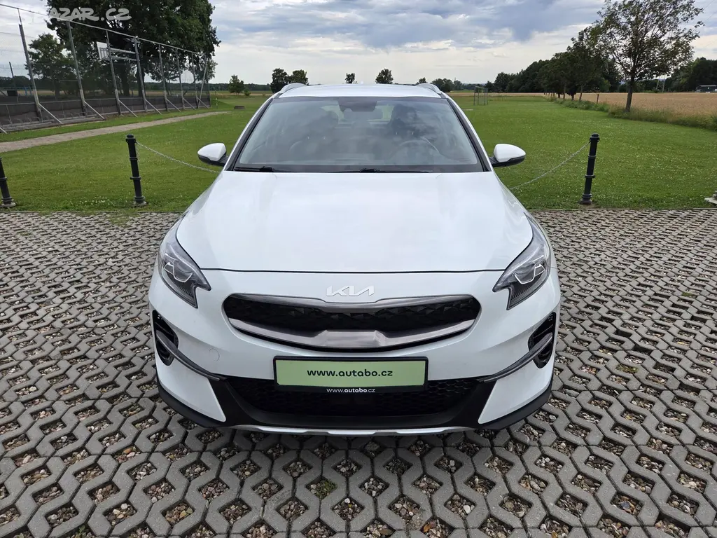 Kia XCee´d, Plug-in-Hybrid, 1.6 GDI, DPH - fotka 2