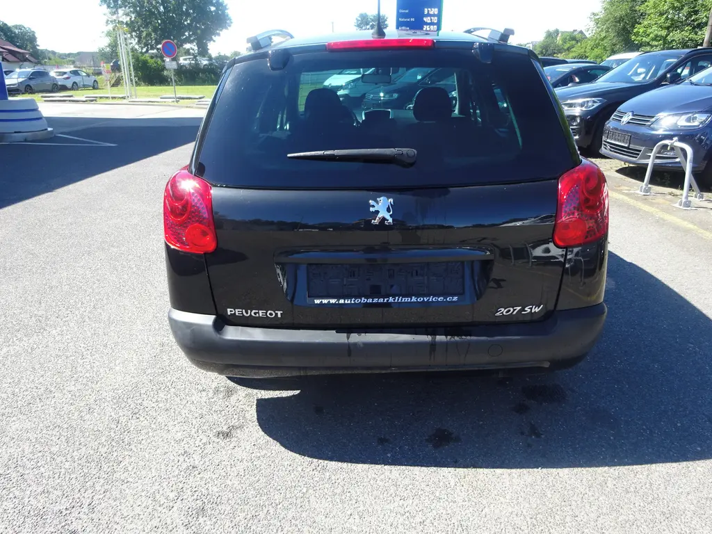 PEUGEOT 207 1,6 HDI, KOMBI, GARANCE KM - fotka 6