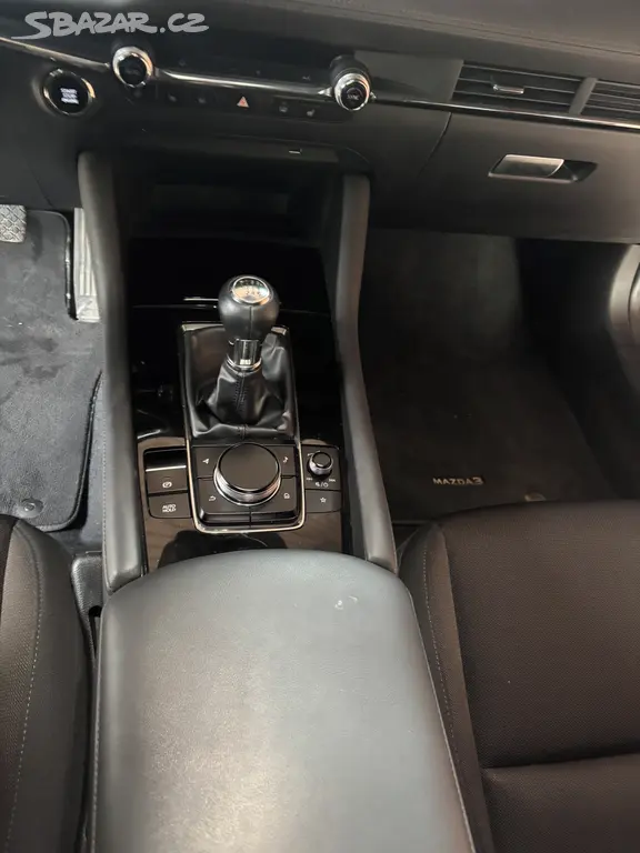 Mazda 3 - 2.0 skyactiv-x186 GT - fotka 5