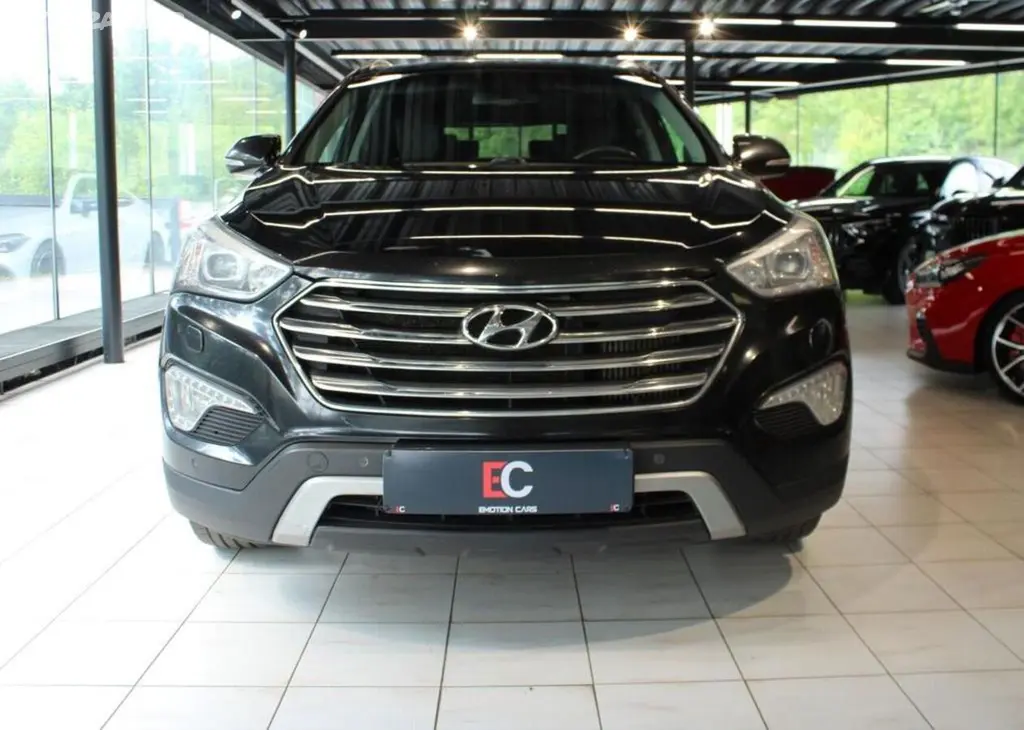 Hyundai Grand Santa Fe - fotka 2