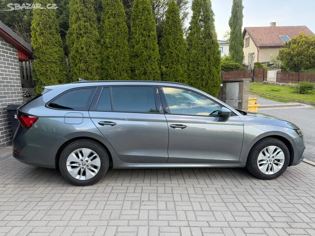 Škoda Octavia, 2,0TDi,ambient+,CZ,M6,1maj,DPH - fotka 4