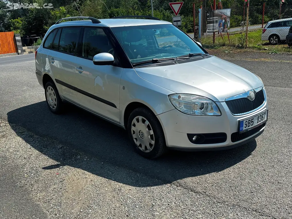 Škoda Fabia II 1.2i 51kw, r.2008, původ ČR, stk - fotka 2