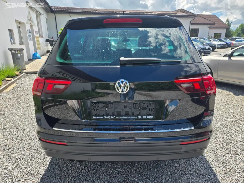Volkswagen Tiguan, 2.0 TDI NAVI, Serviska - fotka 5
