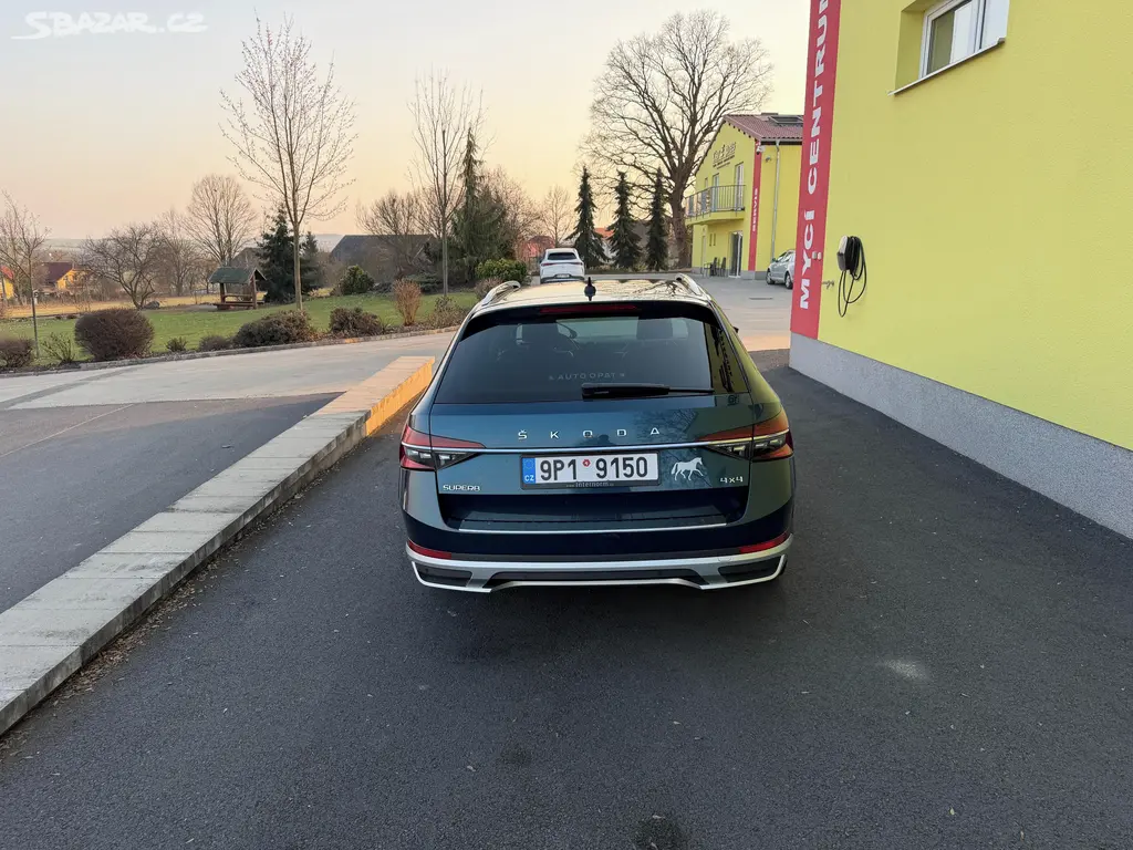 Škoda Superb, SCOUT, 4x4 - fotka 4