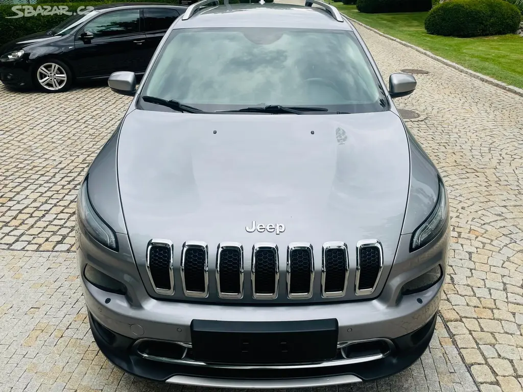Jeep Cherokee, 2.2D 4x4 AUT KAMERA TAŽNÉ LED - fotka 5