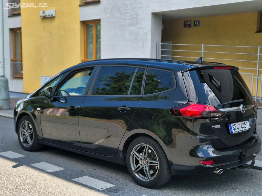 Opel zafira 2016 automat - fotka 6