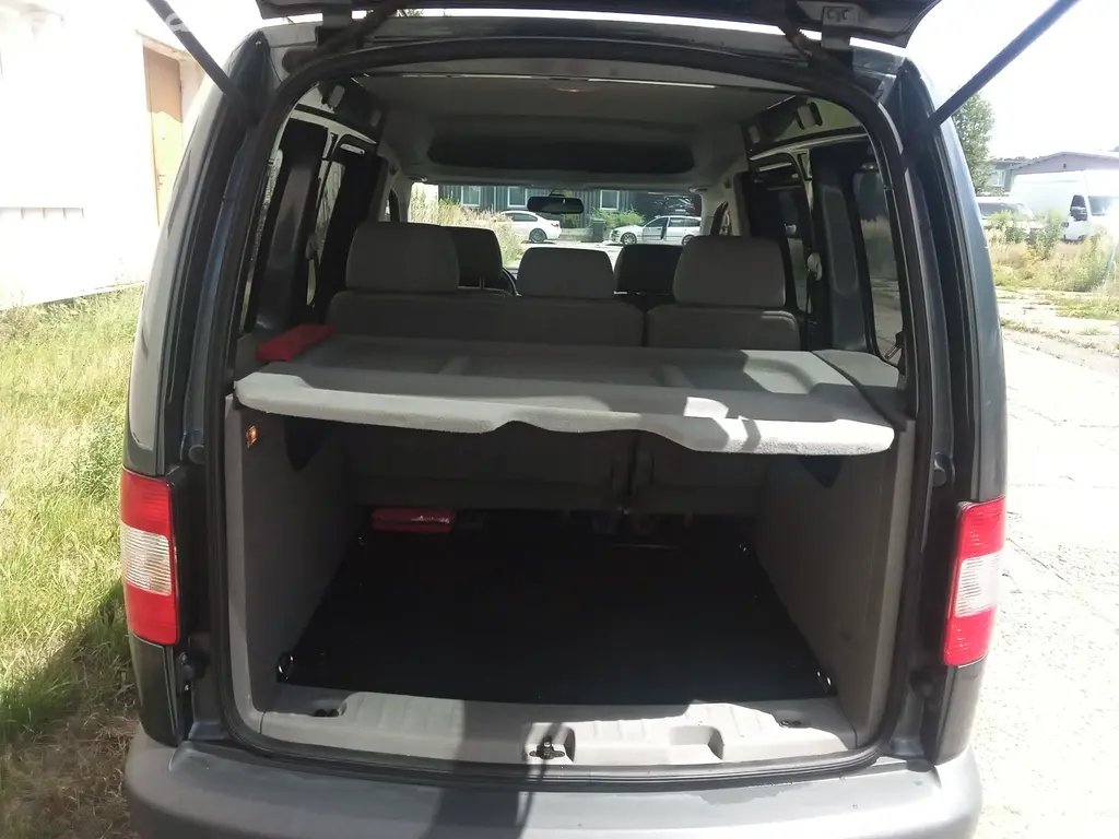Volkswagen CADDY Life 1.9TDI 77kW, šedá metalíza - fotka 5