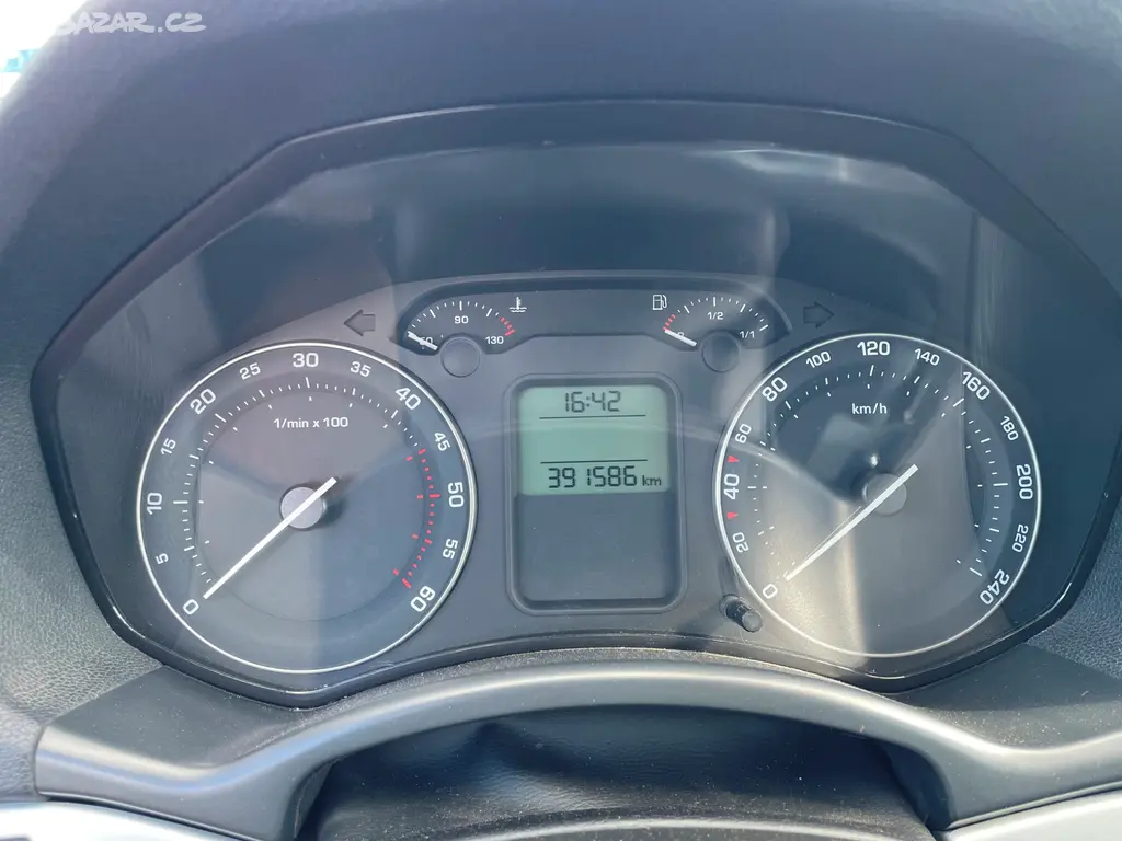 Octavia 2 1.9 TDi 77 kw bez DPF - fotka 6