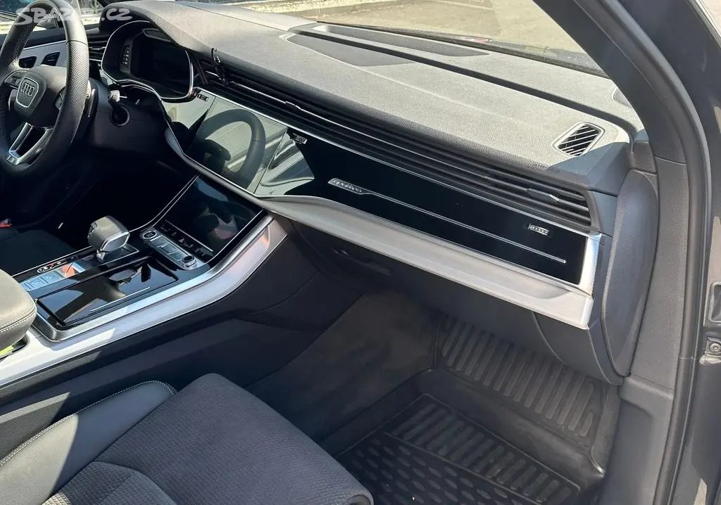 Audi Q7 S line 50 TDI quattro - fotka 3