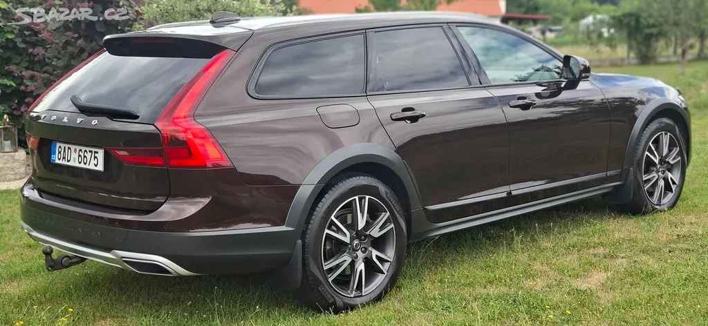 Volvo V90 CC D5 05/2020 - fotka 6