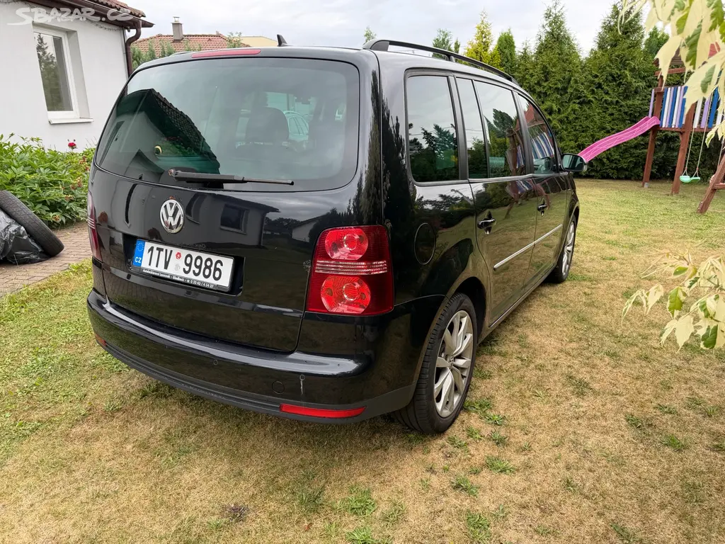 Volkswagen Touran 2007 2.0 TDI - fotka 4