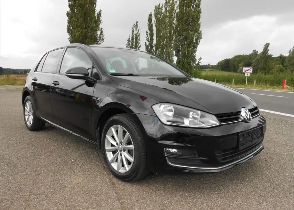 Volkswagen Golf 1,2 81 kW SERVISKA DIGIKLIMA - fotka 2