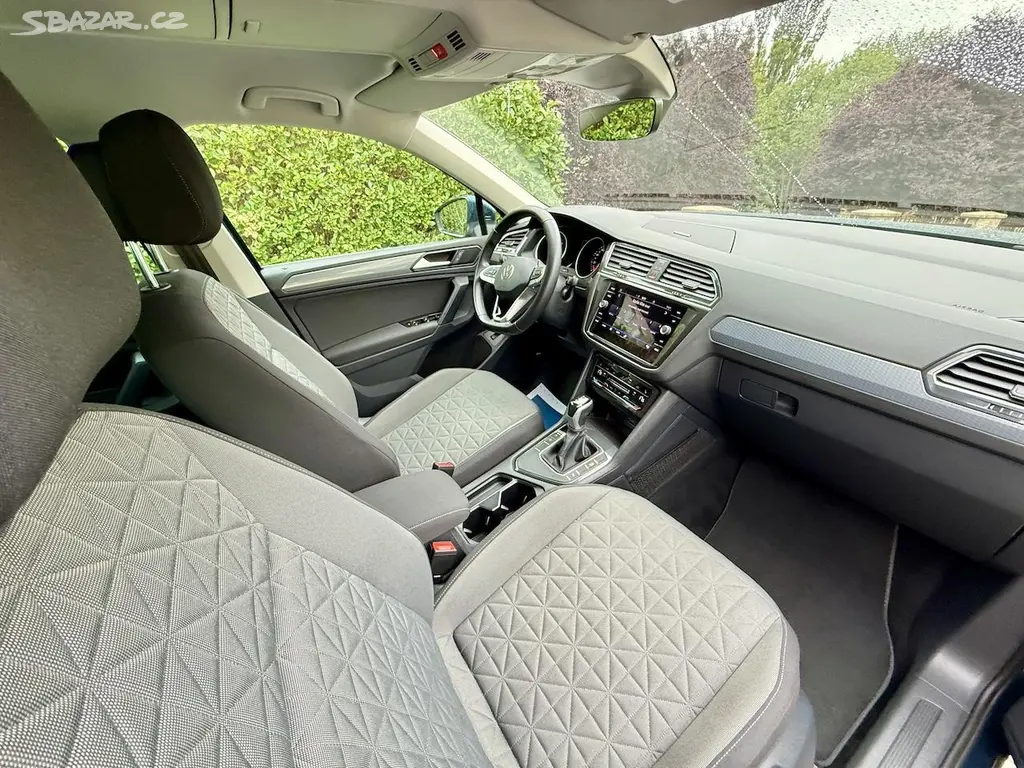 Volkswagen Tiguan, 2,0TDi 110kW LIFE DSG ČR,1.maj - fotka 4