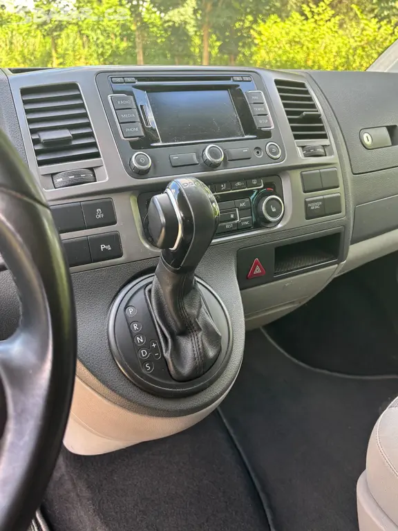 Volkswagen Caravelle, Long 2,0 - fotka 4