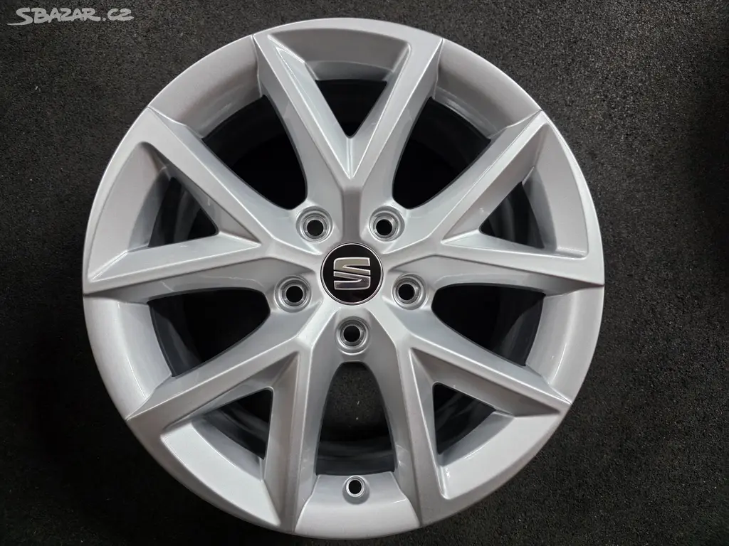 Seat Leon Alu kolo 16 5FA601025 Originál kusovka