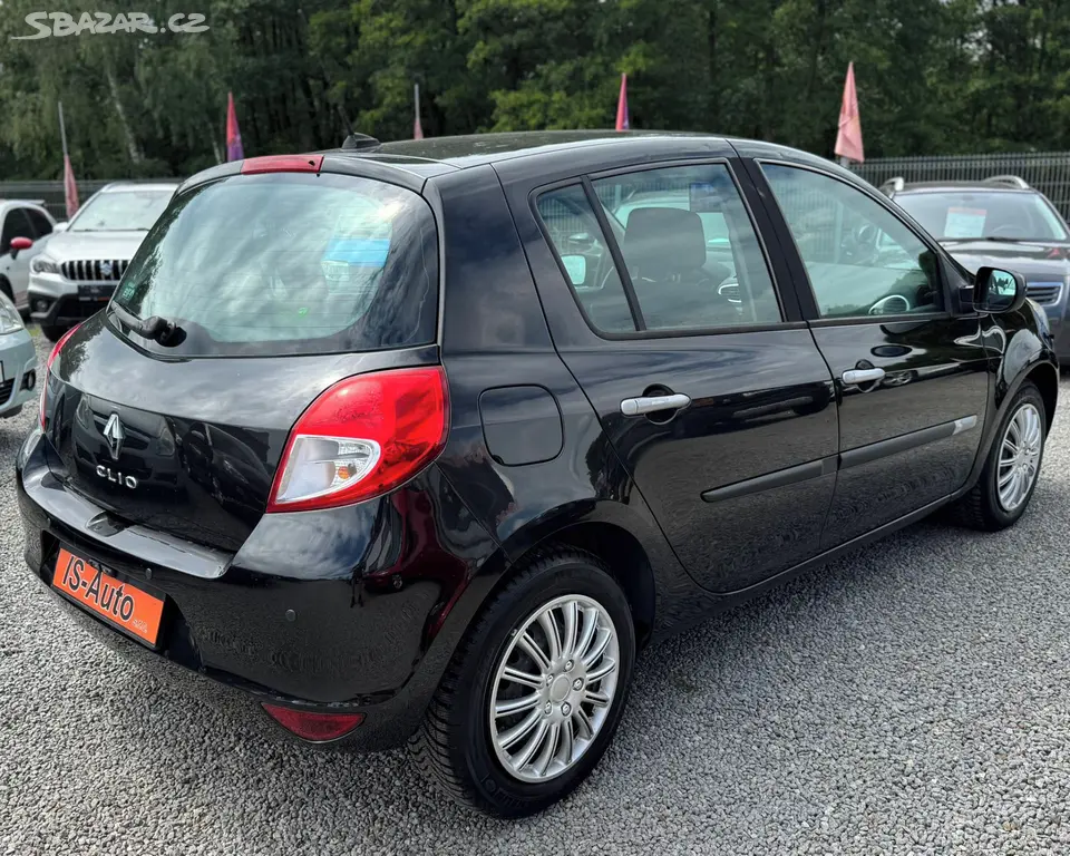 Renault Clio 1.2 TCe 74KW / Klimatizace - fotka 5