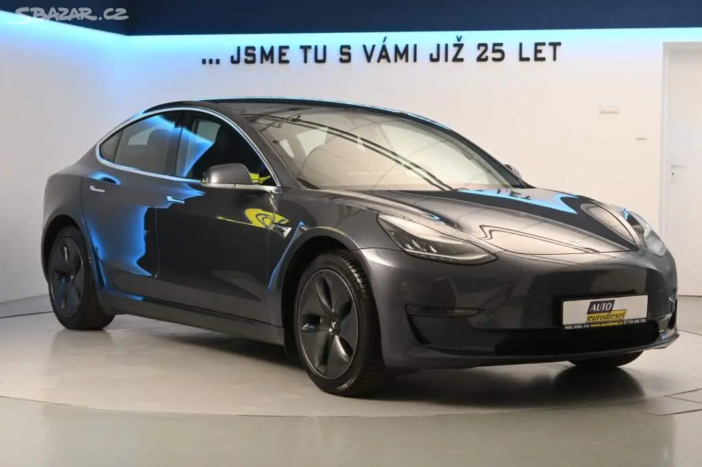 Tesla Model 3, RWD LED Kamera Range Plus 225K - fotka 4