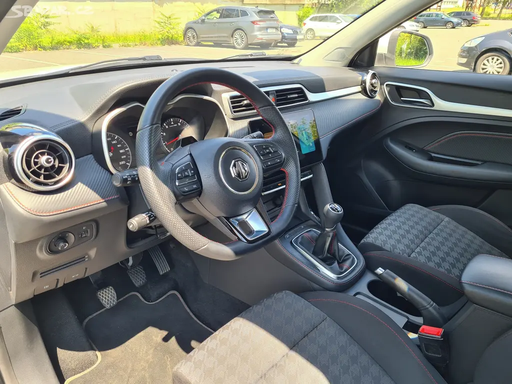 Prodám MG ZS SUV, 1.5, 78kW, 2024, 1.majitel, ČR - fotka 6