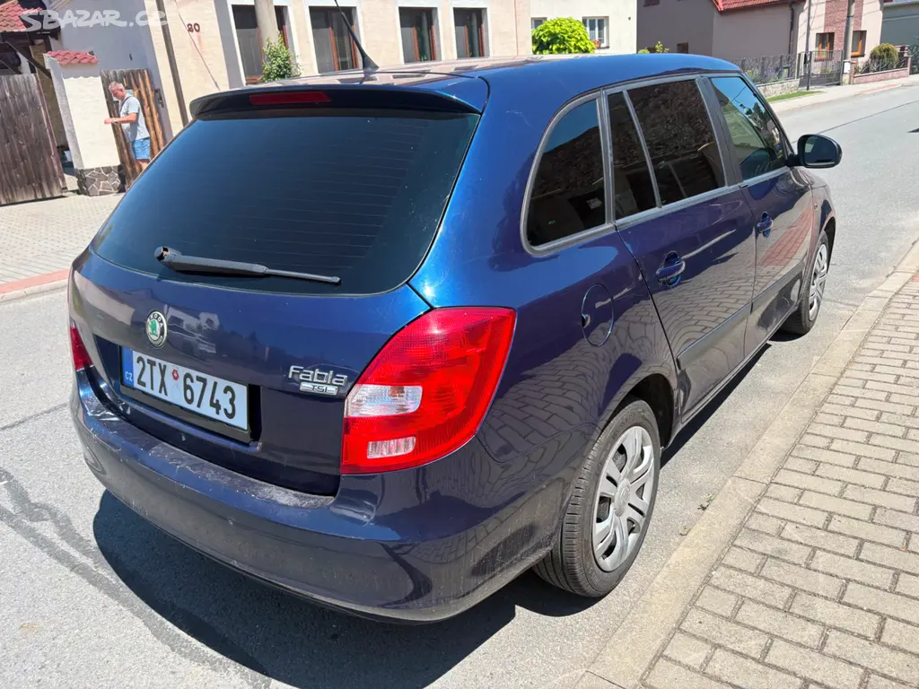 Škoda Fabia 1.2TSI /2011/NOVA STK/KLIMA/PRACANT - fotka 4