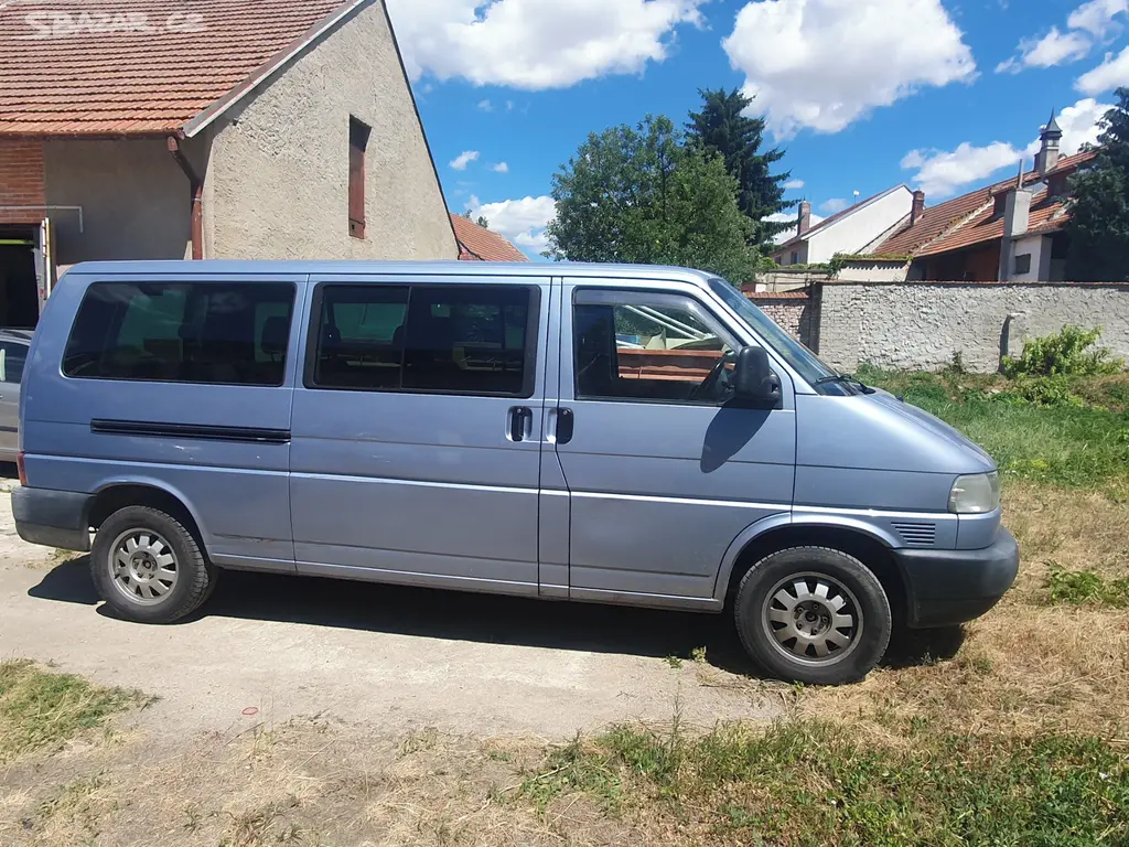 Volkswagen Caravelle 2.5 - fotka 2