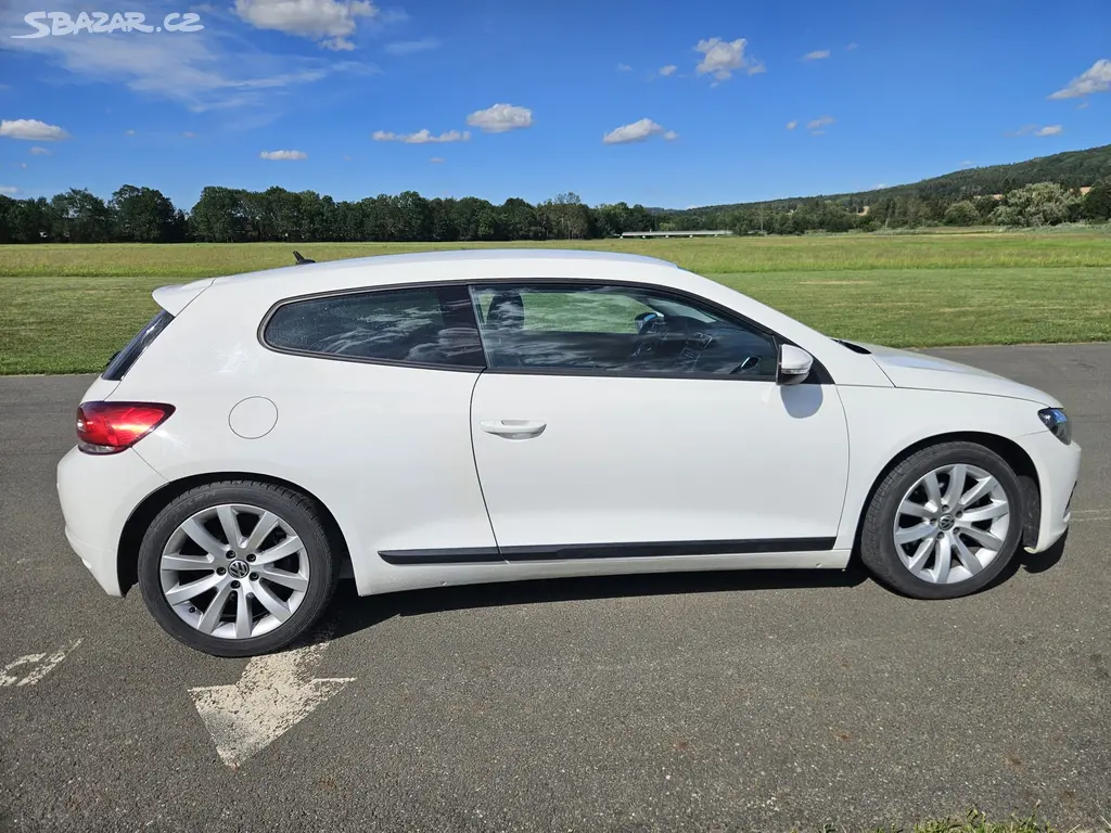 Prodám Volkswagen Scirocco, 1.4 TSI 2009 - fotka 2