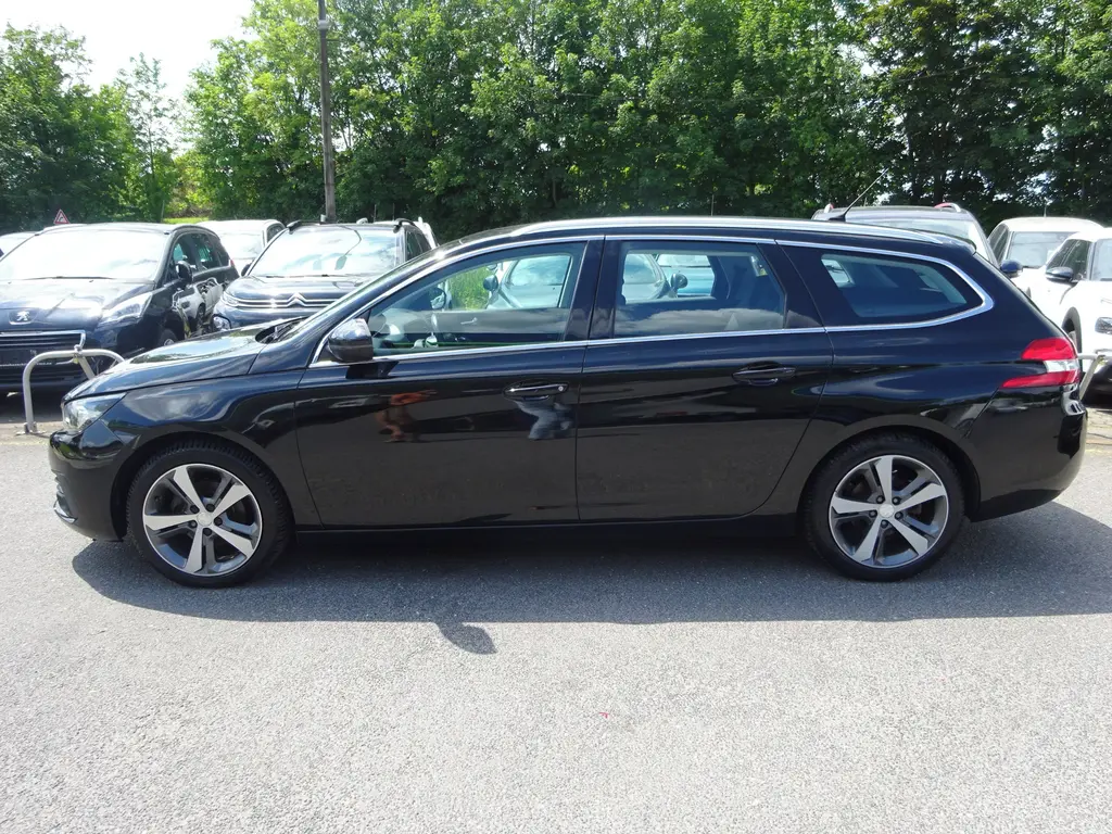 PEUGEOT 308 1,2 PureTech, GARANCE KM, 1 MAJITEL - fotka 4
