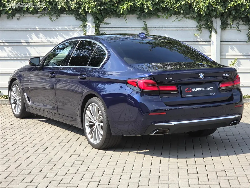 BMW Řada 5, 3,0 540i xDrive Luxury Laser H - fotka 4
