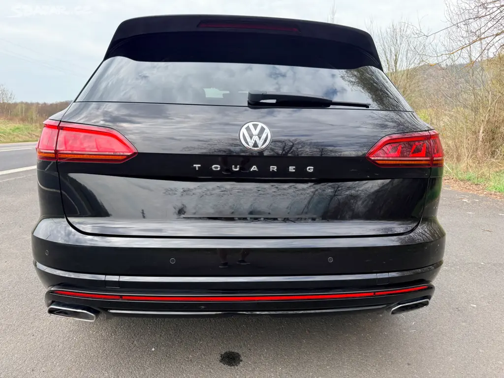 Prodám WVTouareg III,3.0TDI,210kw,,najeto155000km - fotka 6
