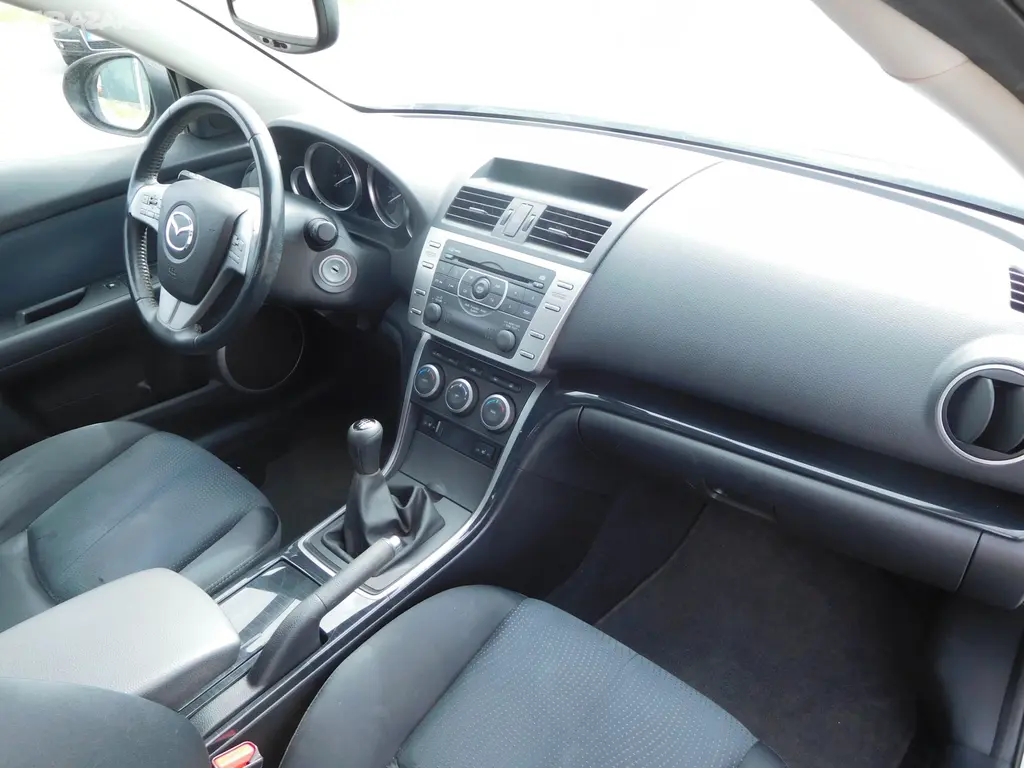 Mazda 6 2.0i 16V + LPG, 108 kW, Aut. klima - fotka 5