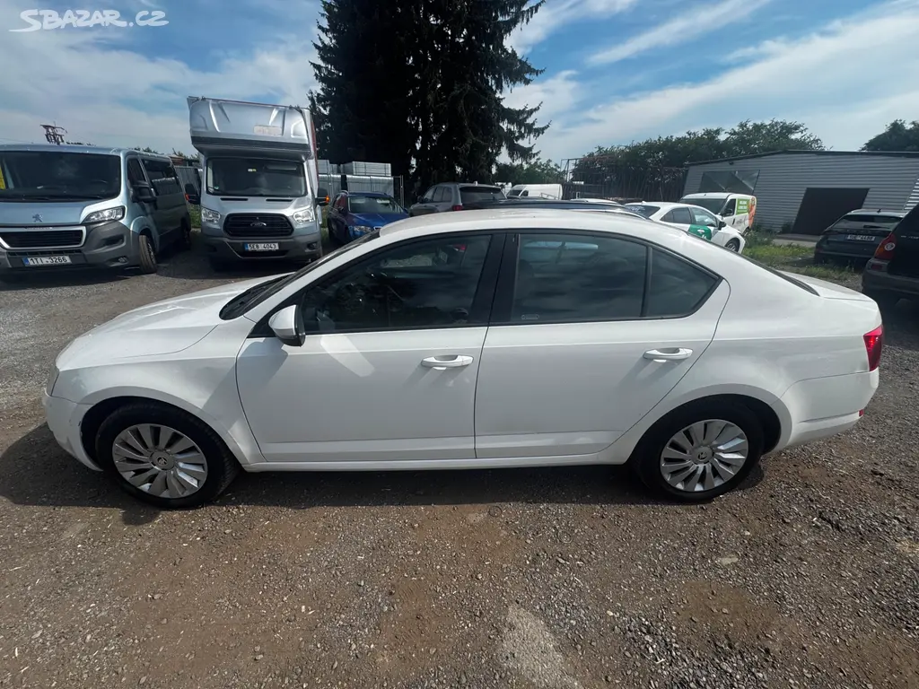 Škoda Octavia - fotka 4