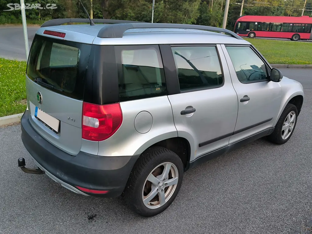 ŠKODA YETI 1.2 TSI 77kw, r.v. 2013, NOVÁ STK - fotka 6