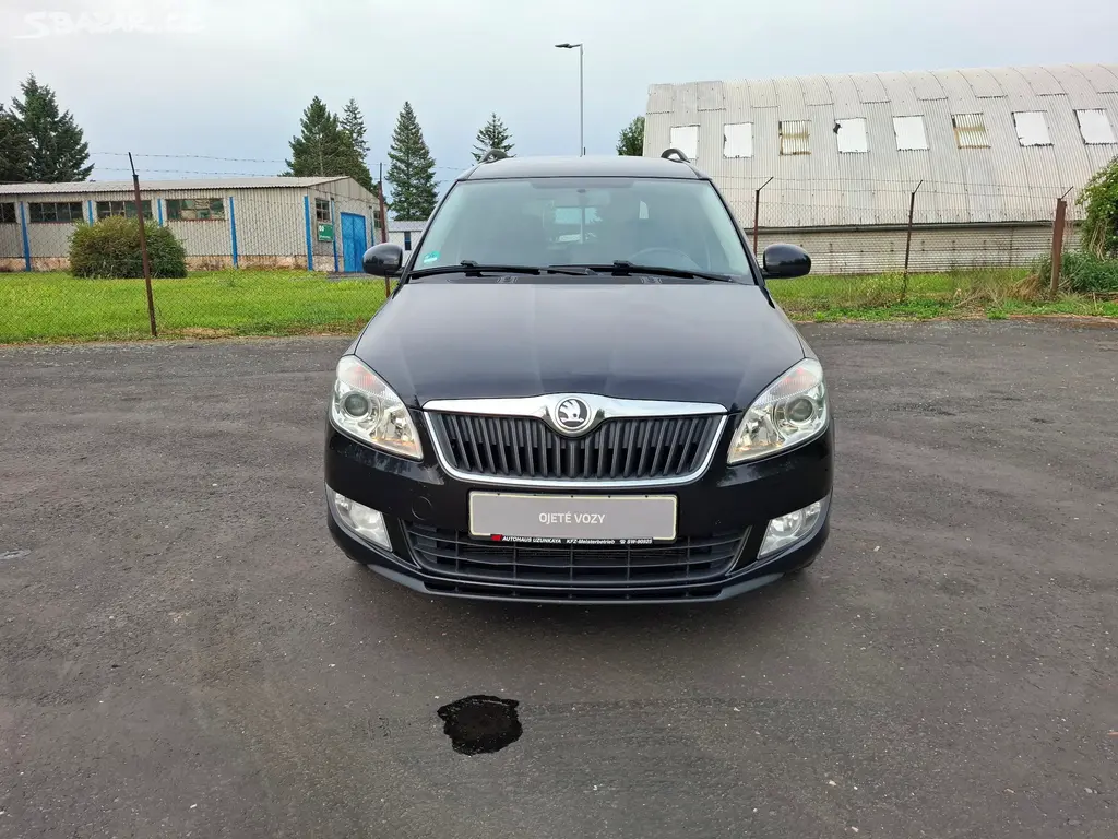 Škoda Roomster 1.2TSi 63kW,klima,senzory,tažné - fotka 2