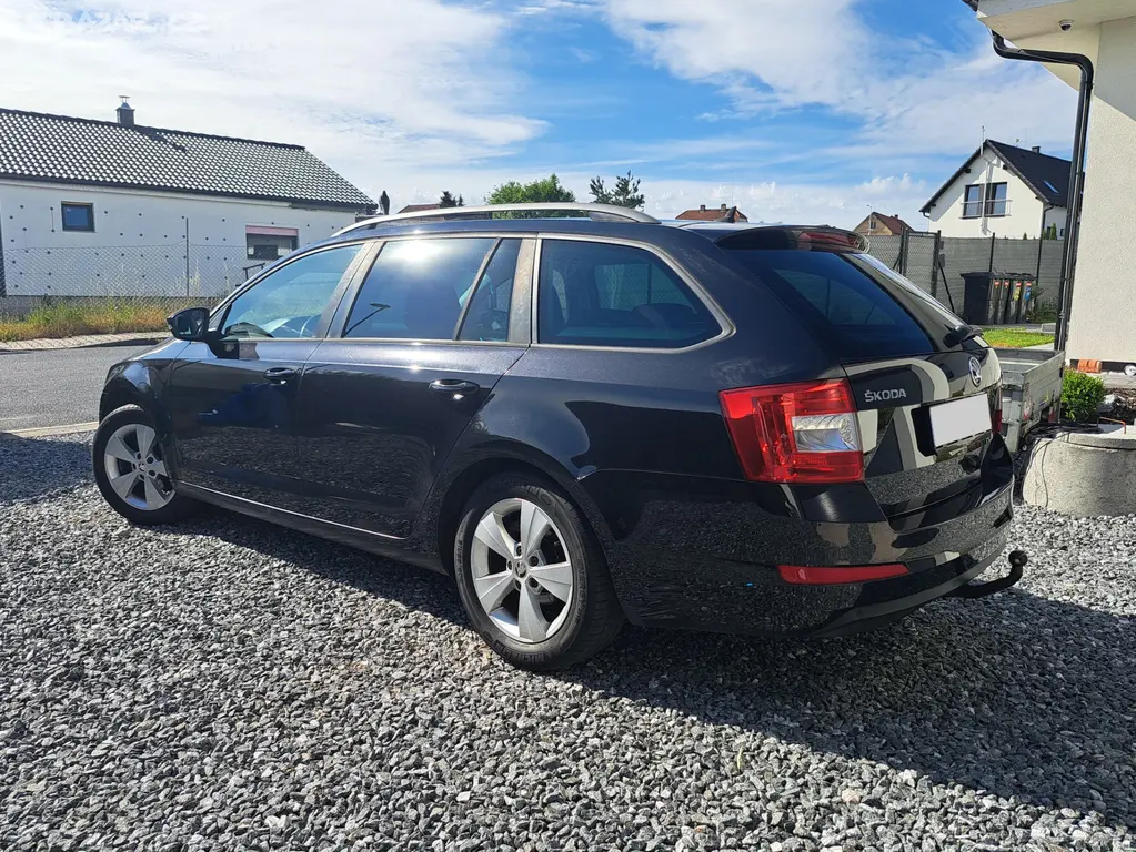 Škoda Octavia III 1.6 tdi, tažné, 05/2015 - fotka 3